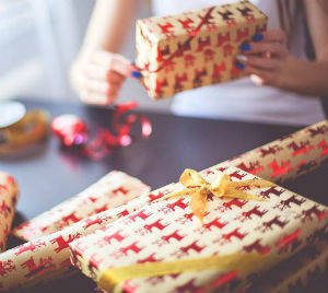 Christmas Presents Wrapping