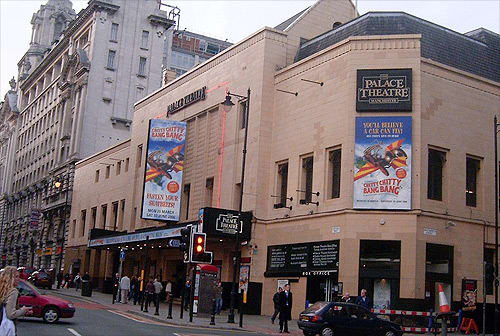 whats on palace theatre manchester